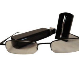 Foster Grant Fashion Readers with Black Case NWT SKU 000351-5